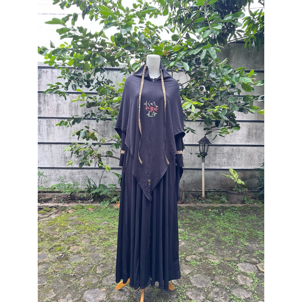 PRELOVED Arafa Set by Kameela Hijabku