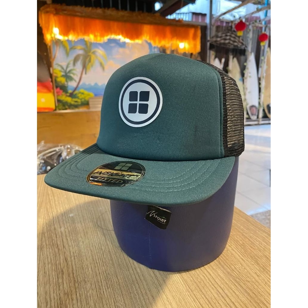 Topi Trucker Insight