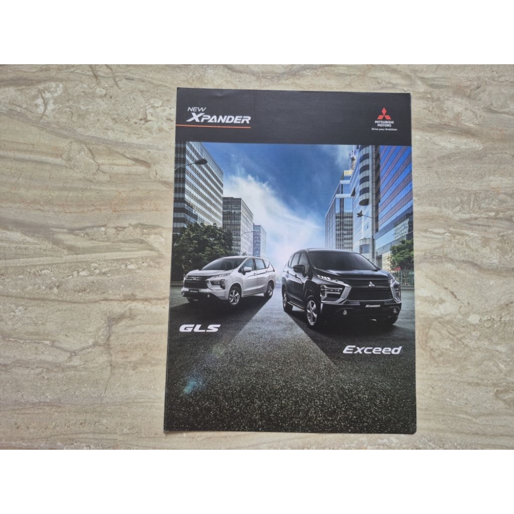 brosur katalog mobil mitsubishi xpander exceed gls 2021 flyer