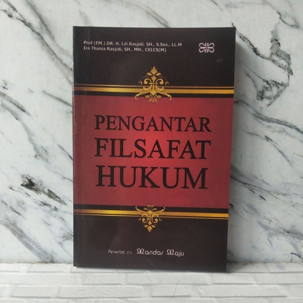 buku bekas Pengantar filsafat hukum