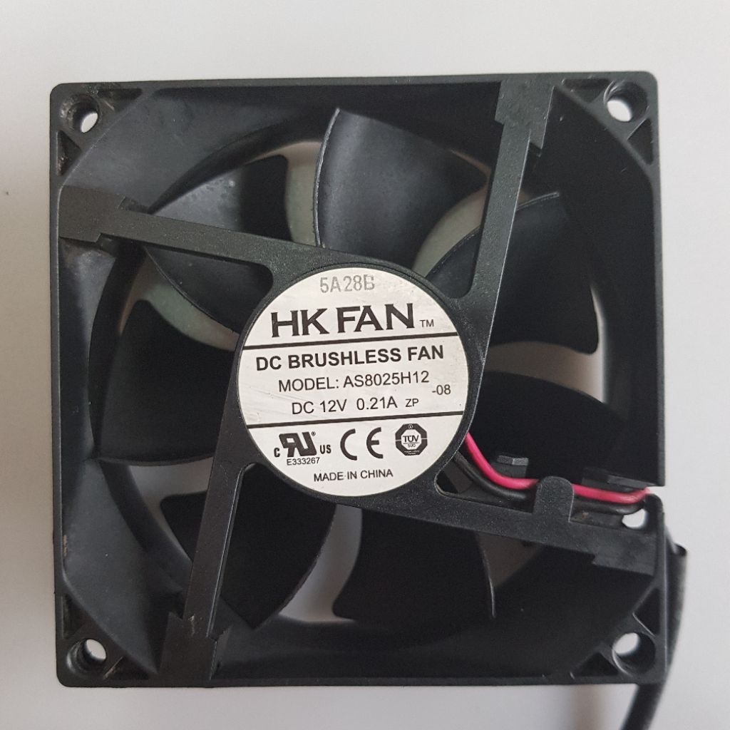 Fan/kipas HK FAN DC 12V-0.21A 8X8Cm 2pin
