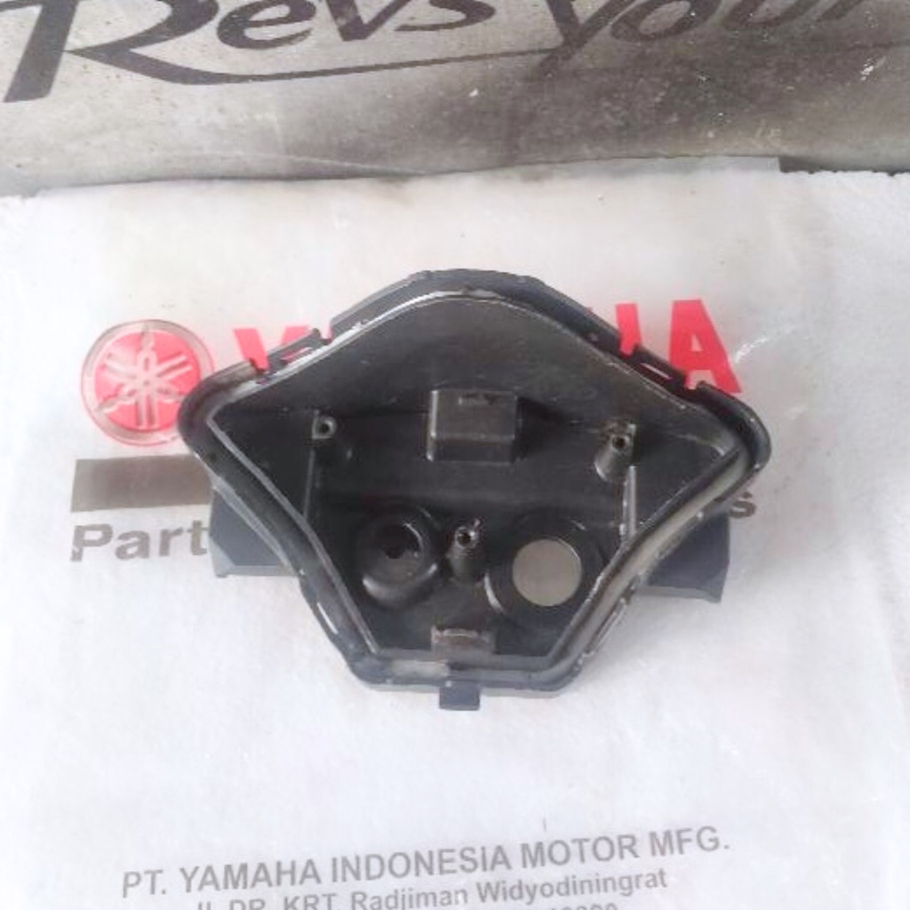 Batok Housing Lampu Stop Yamaha MX King 150 2PV Original