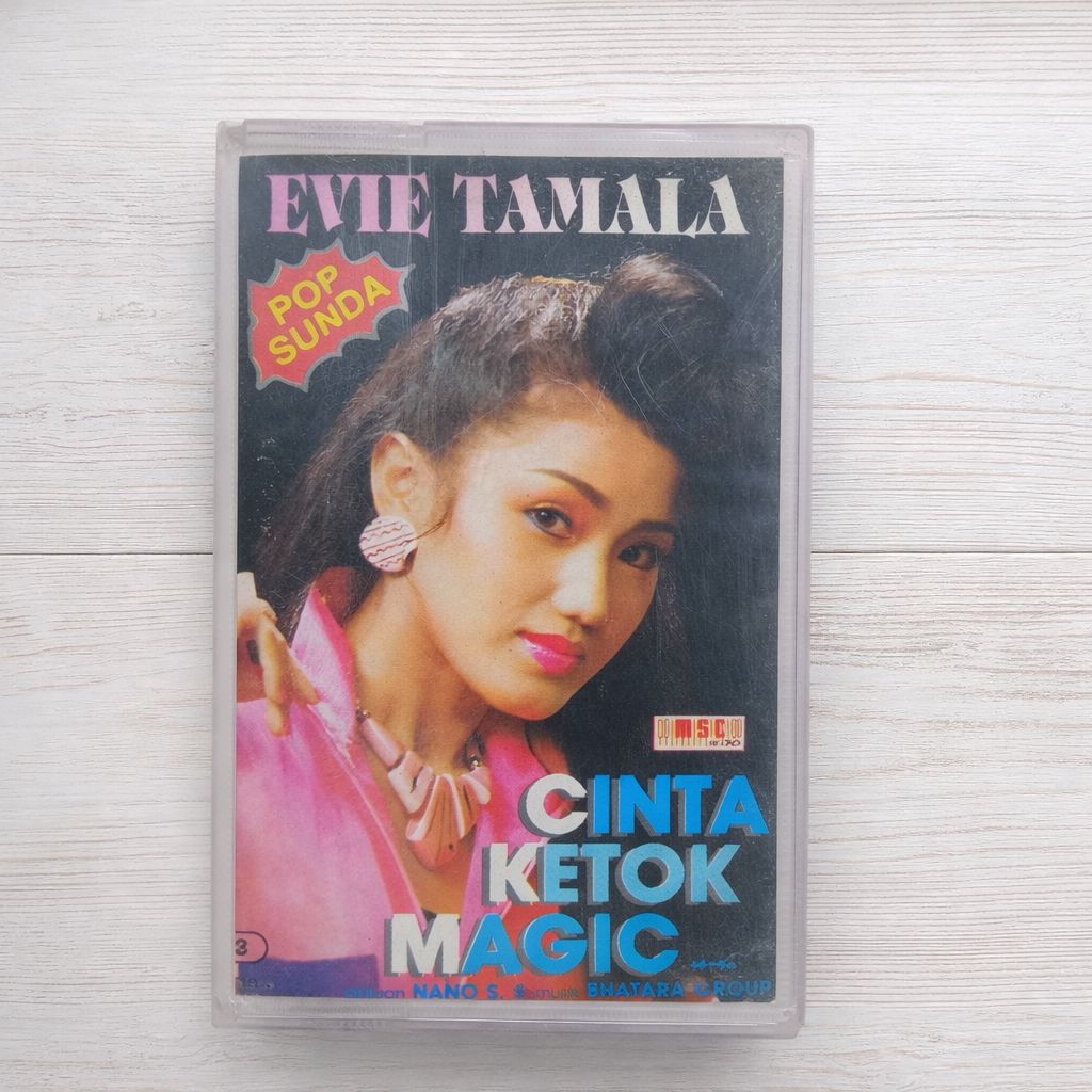 Kaset Pita Evie Tamala - Cinta Ketok Magic