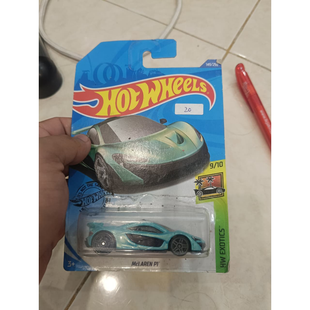 hot wheels mclaren p1 hw exotics torquoise