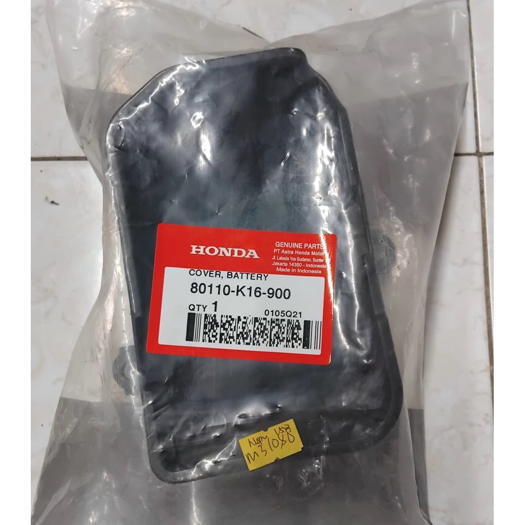 80110-K16-900 COVER BATTERY TUTUP AKI BEAT FI SCOOPY FI DAN TIPE ESP 80110K16900