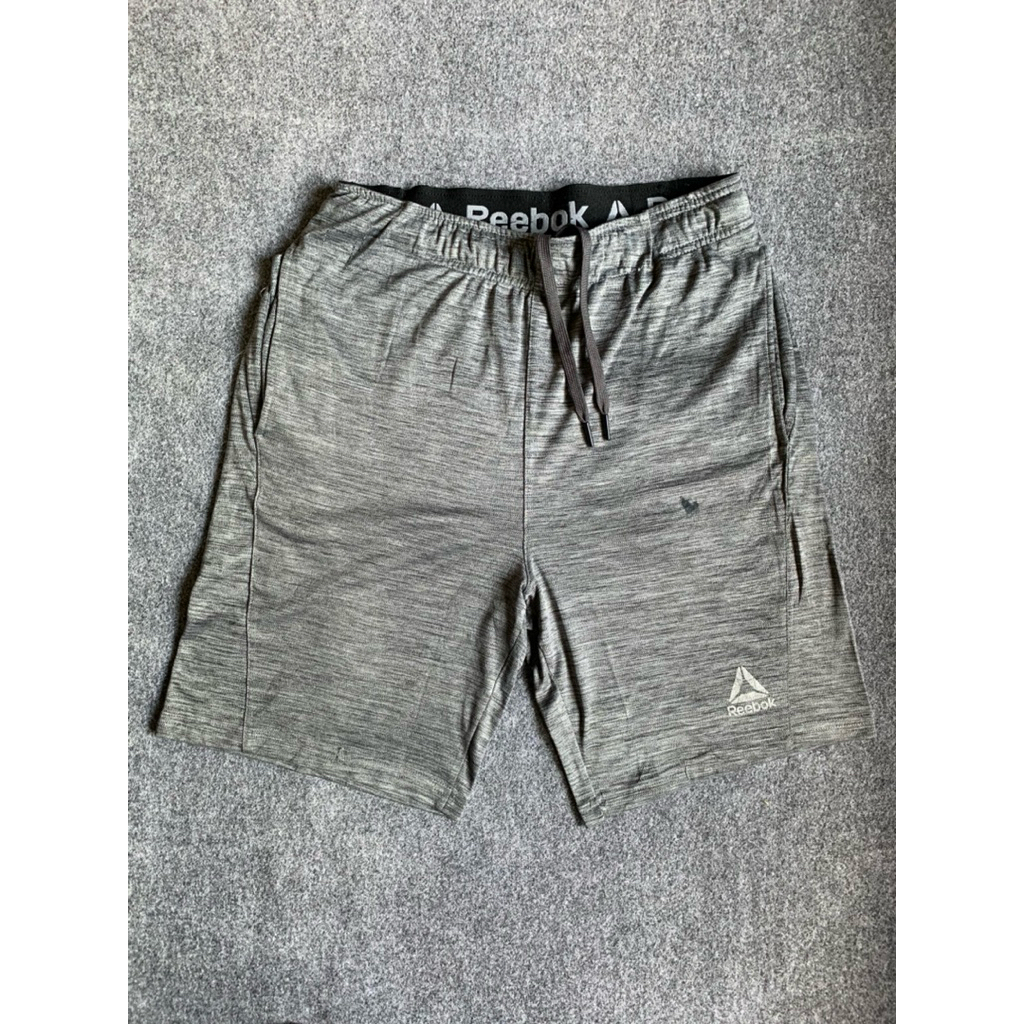 preloved / celana olahraga / Running short / board short / celana lari / surfing / reebok board shor