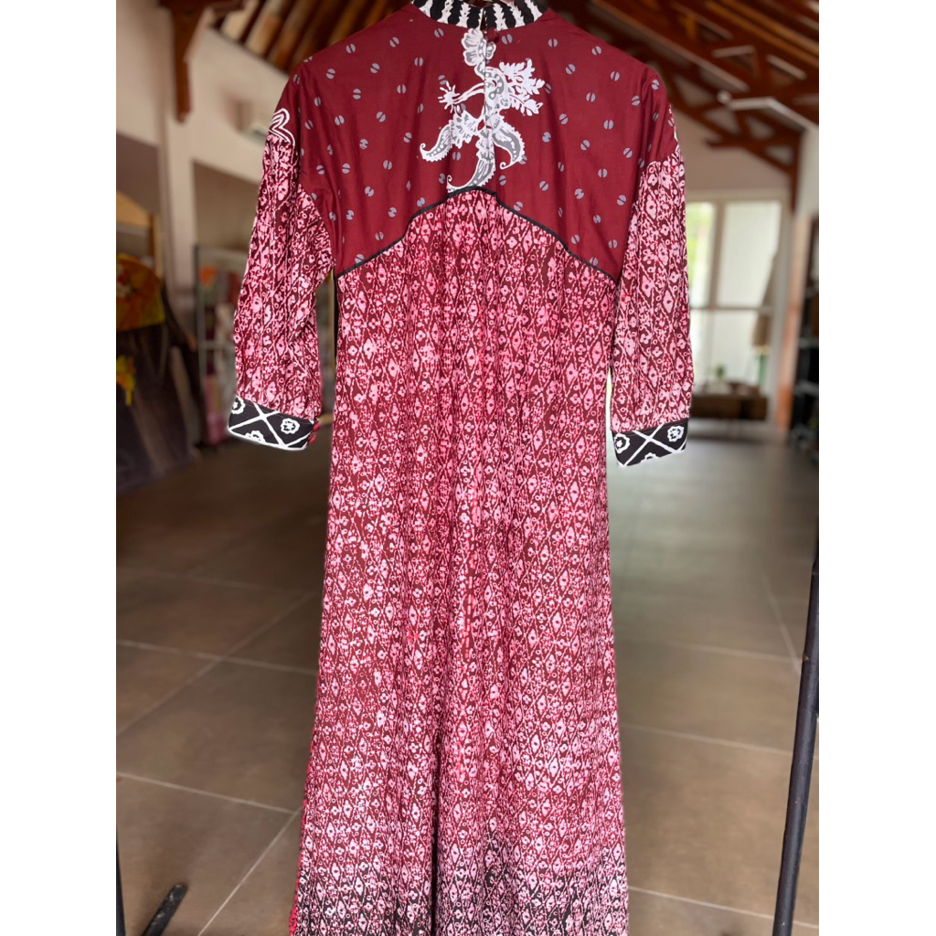 Gamis Batik Tulis Asli Premium – Dress Batik Wanita Elegan Handmade Modern