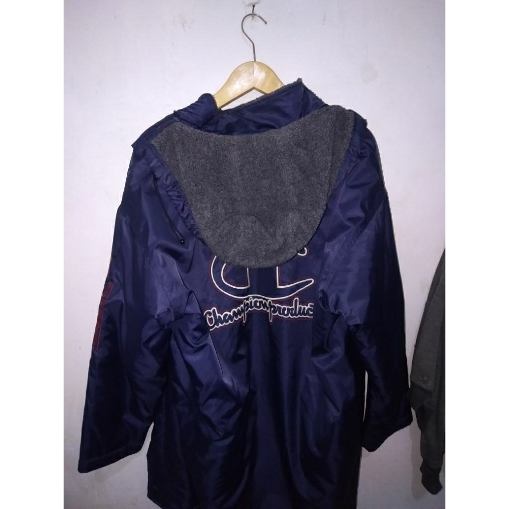Jaket Tebal Musim Dingin / Winter Jacket Second – Hangat & Masih Bagus