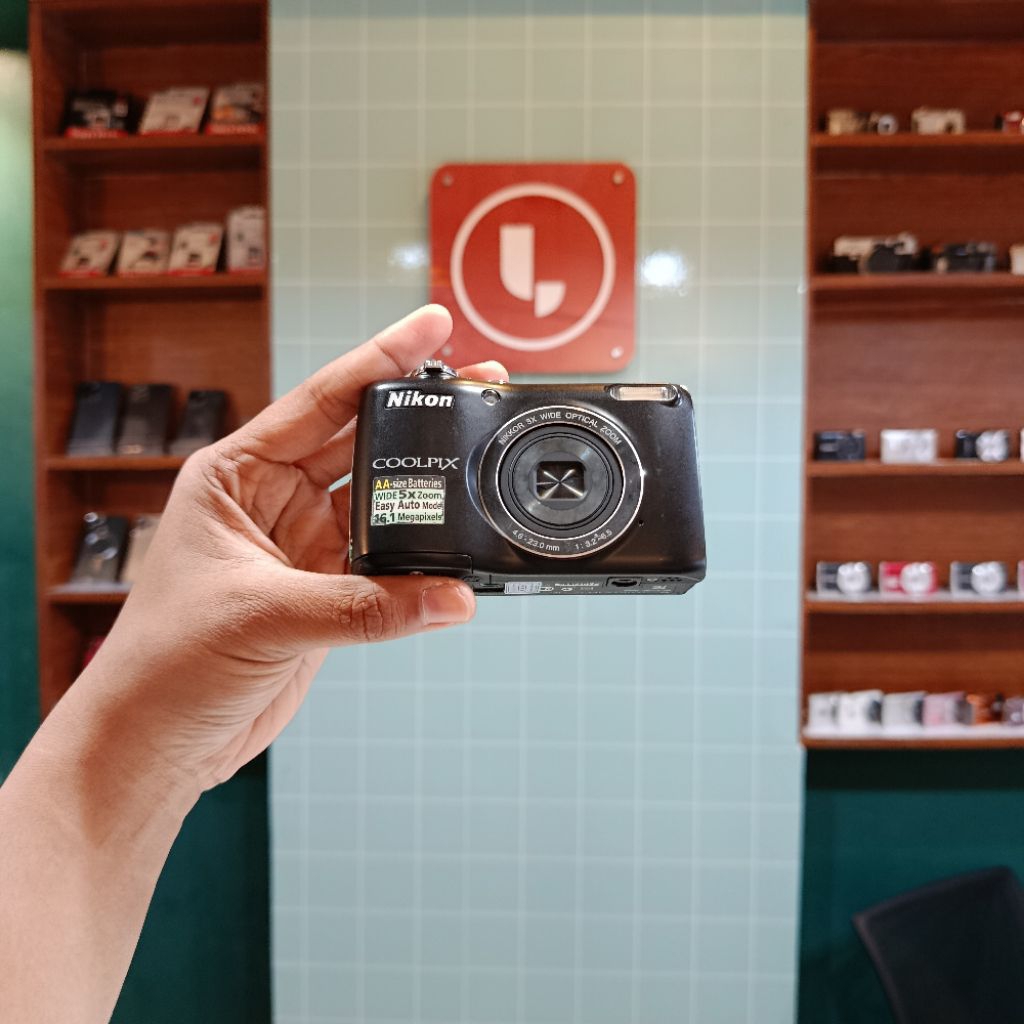 NIKON COOLPIX L26 L320