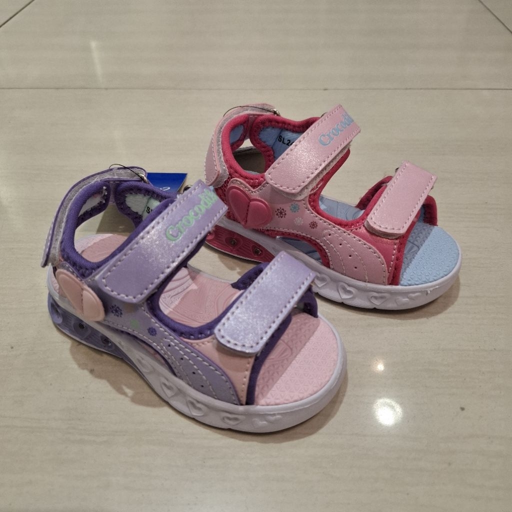 CROCODILE Sepatu sandal lampu anak perempuan ringan size dari 22-28