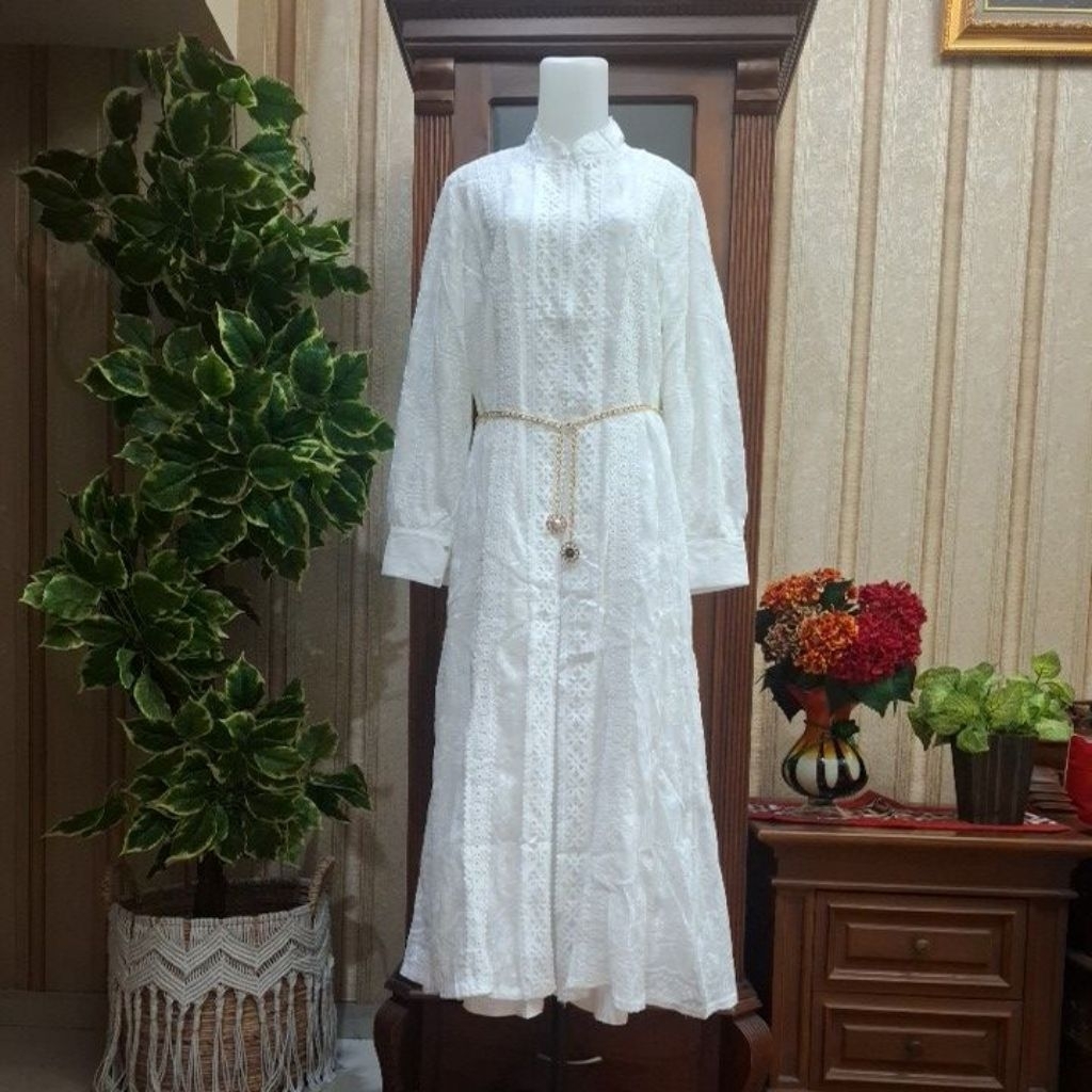 Gamis I'XORA bruklat organsa lepas putih RB11# terbaru.