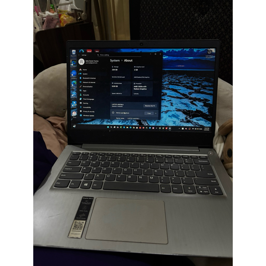 Laptop Lenovo Ideapad Slim 3 AMD Athlon .