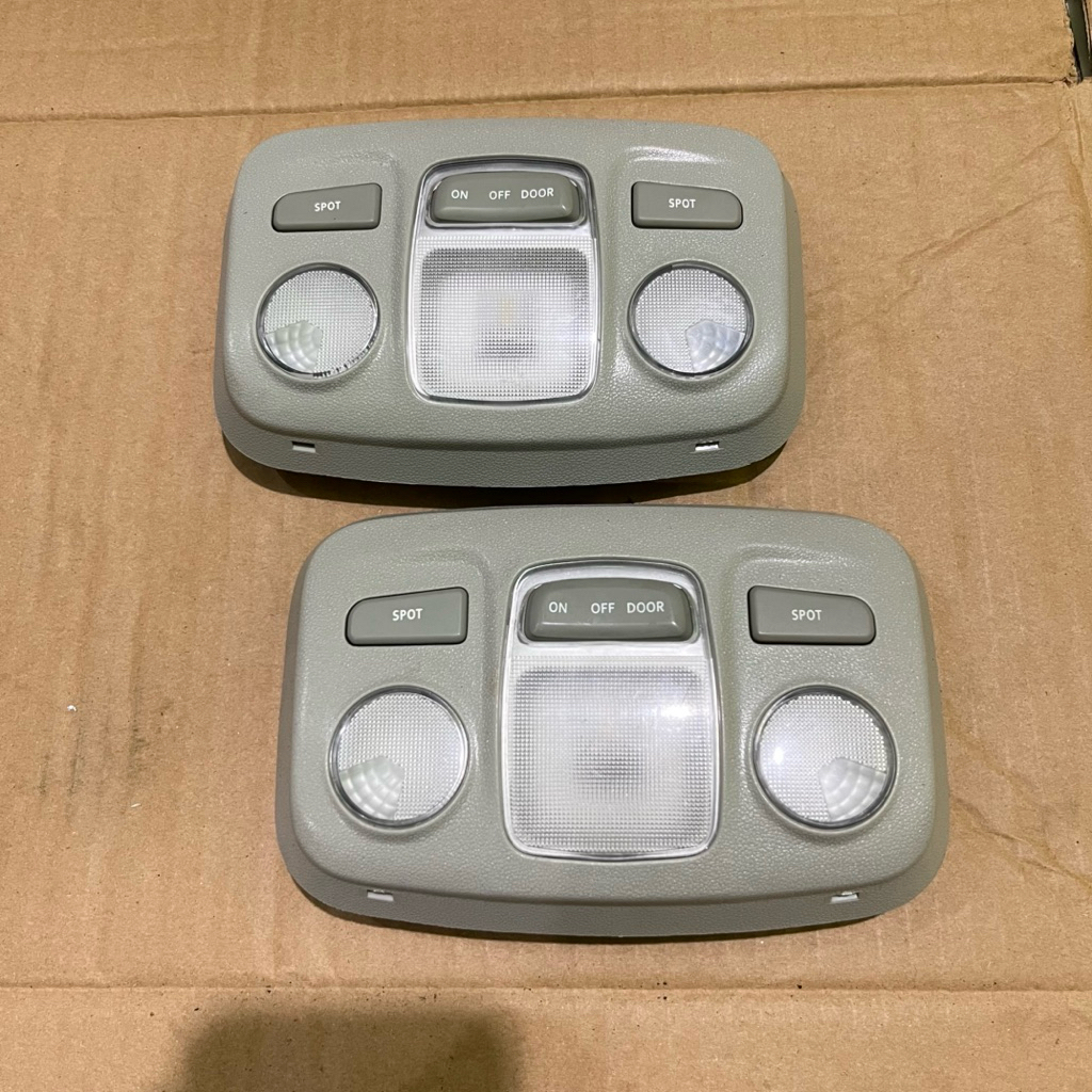 Lampu plfon Avanza 2012 2020 Led Putih kuning