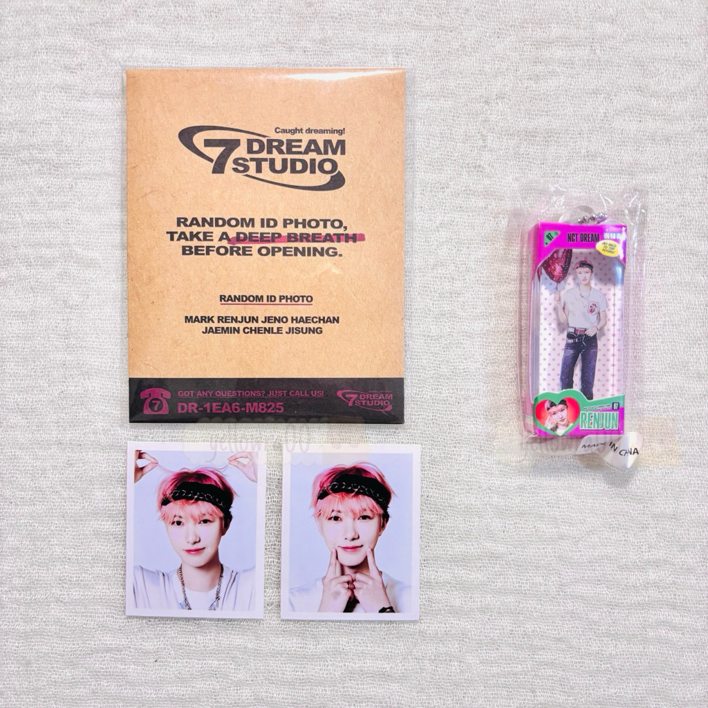 |Ready Stock| NCT Dream Renjun MD Pop-Up Time Riders Random ID Photo Set Miniature Keyring