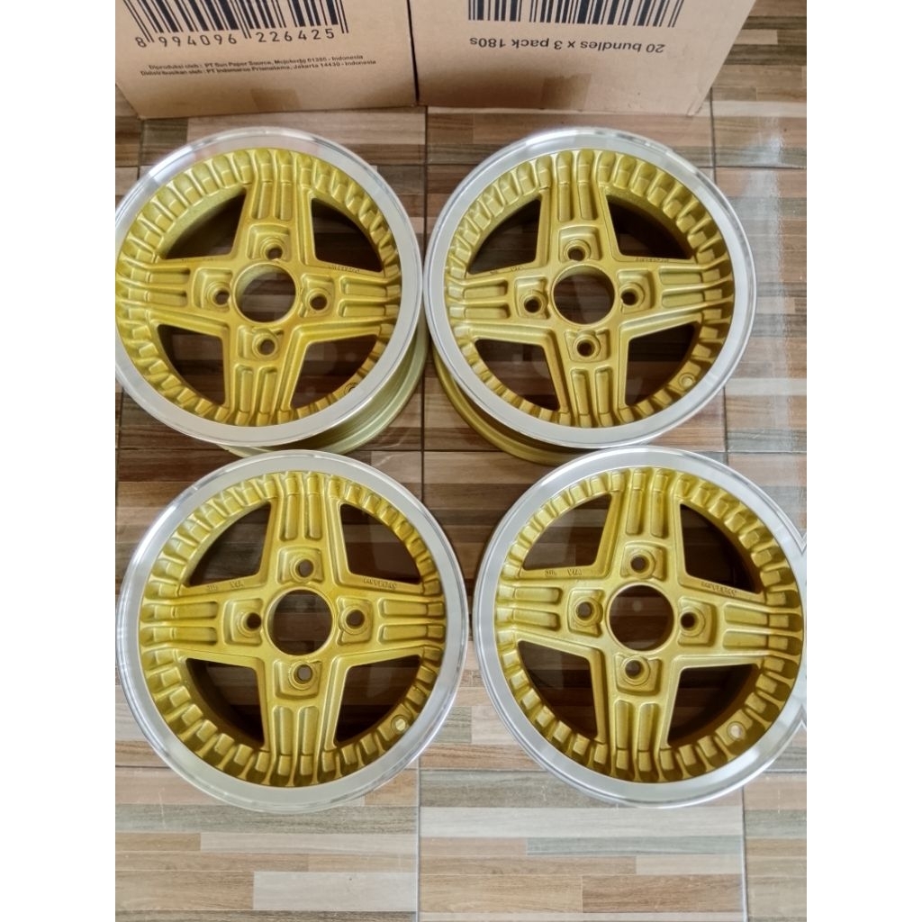 velg retro r13 pcd 114