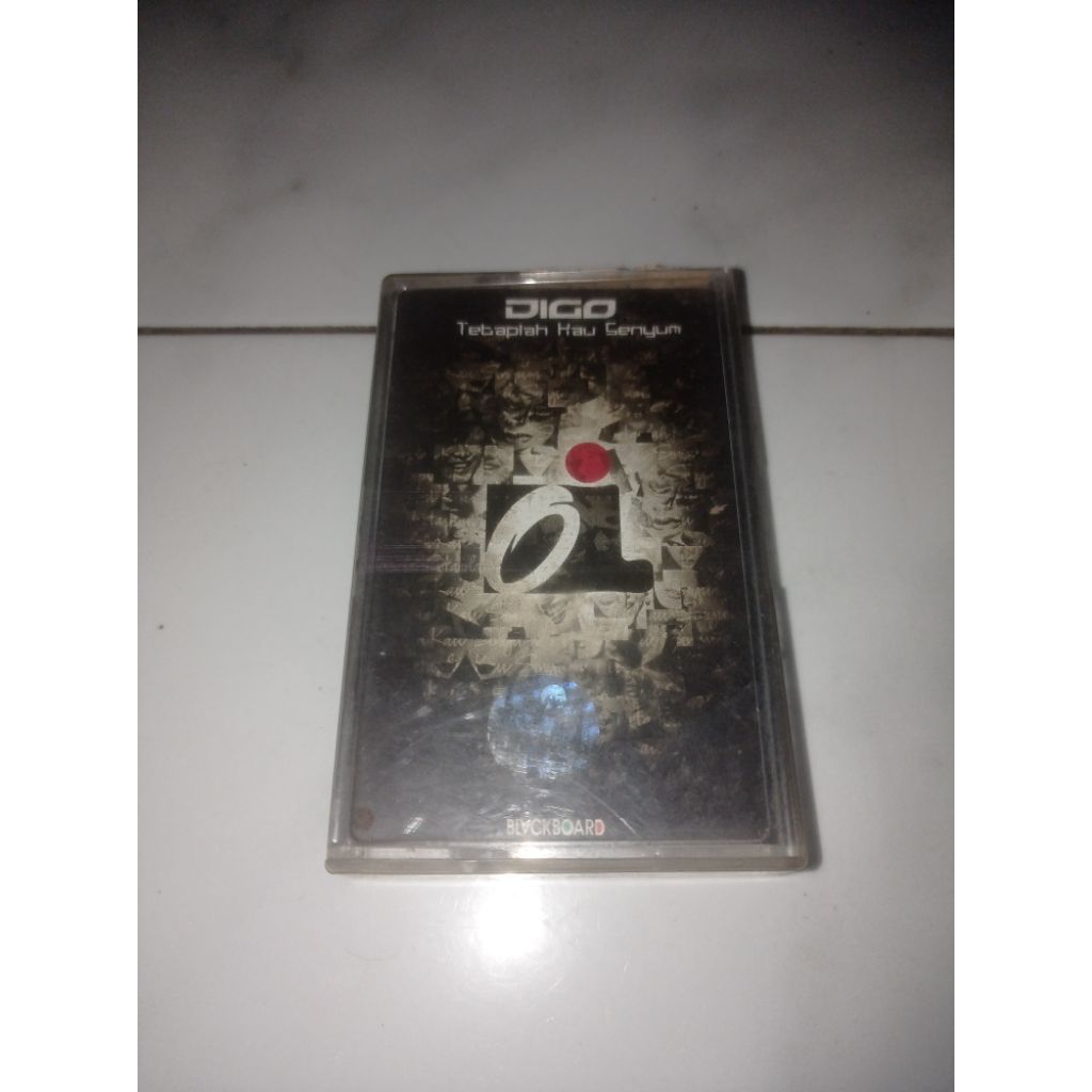 Kaset Pita Digo dz album Oi tetaplah kau tersenyum