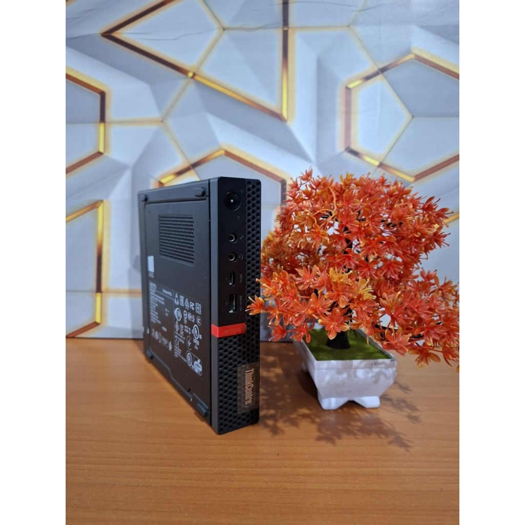 [like new]PC MINI LENOVO M720Q INTEL CORE I7 9700T RAM 32GB SSD 1TB