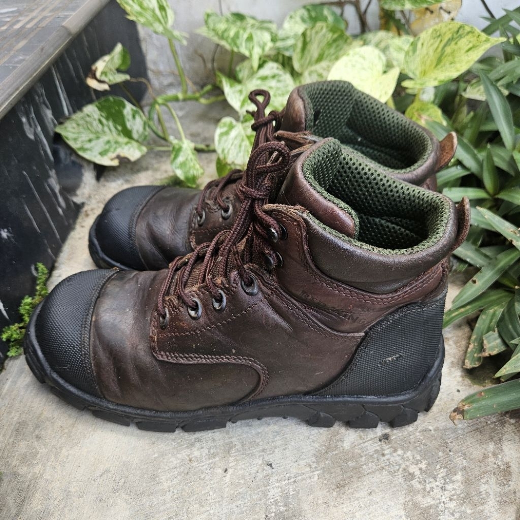 sepatu safety boots second redwing size 42(27cm)