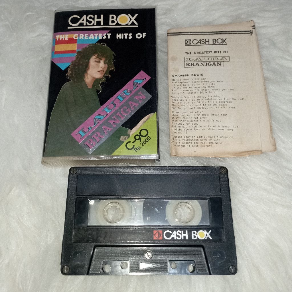 Kaset Pita Laura Branigan