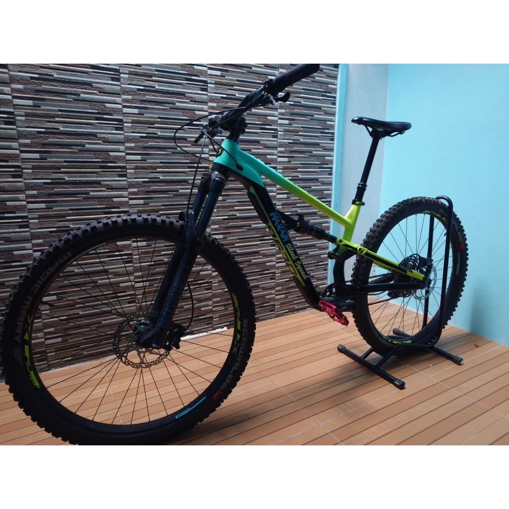 Polygon Siskiu T7 L29