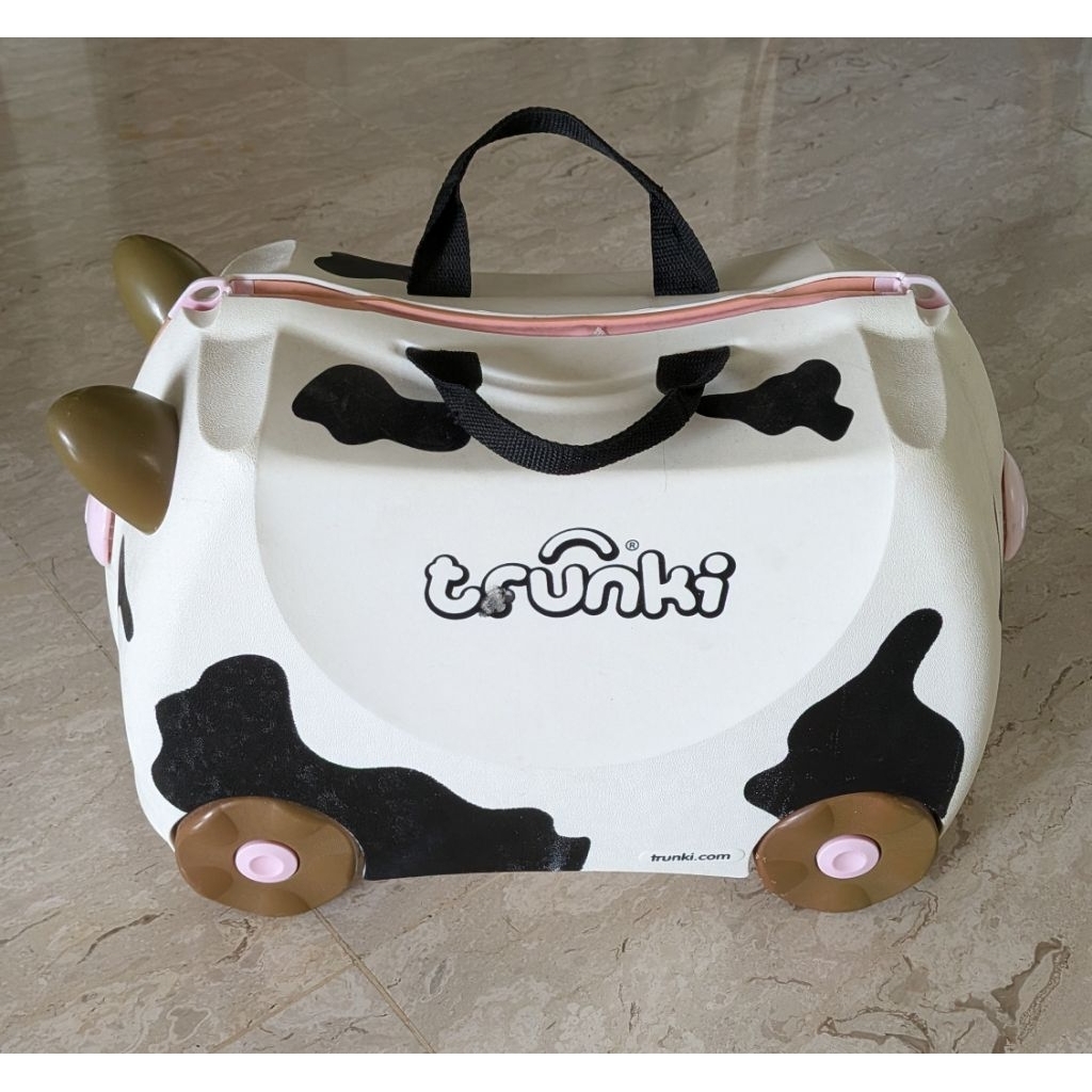 Preloved good condition Trunki wheel bag