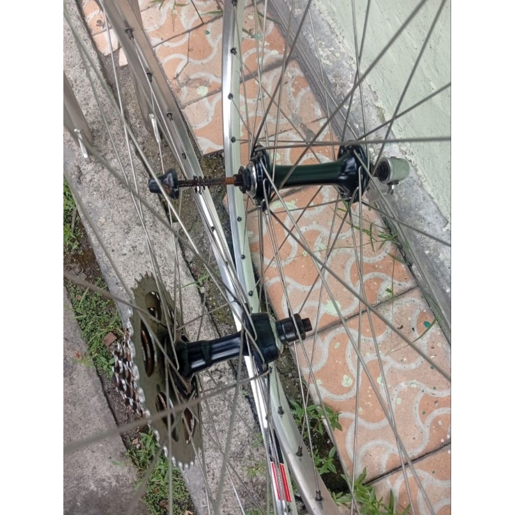 groupset deore lx, fork , ws