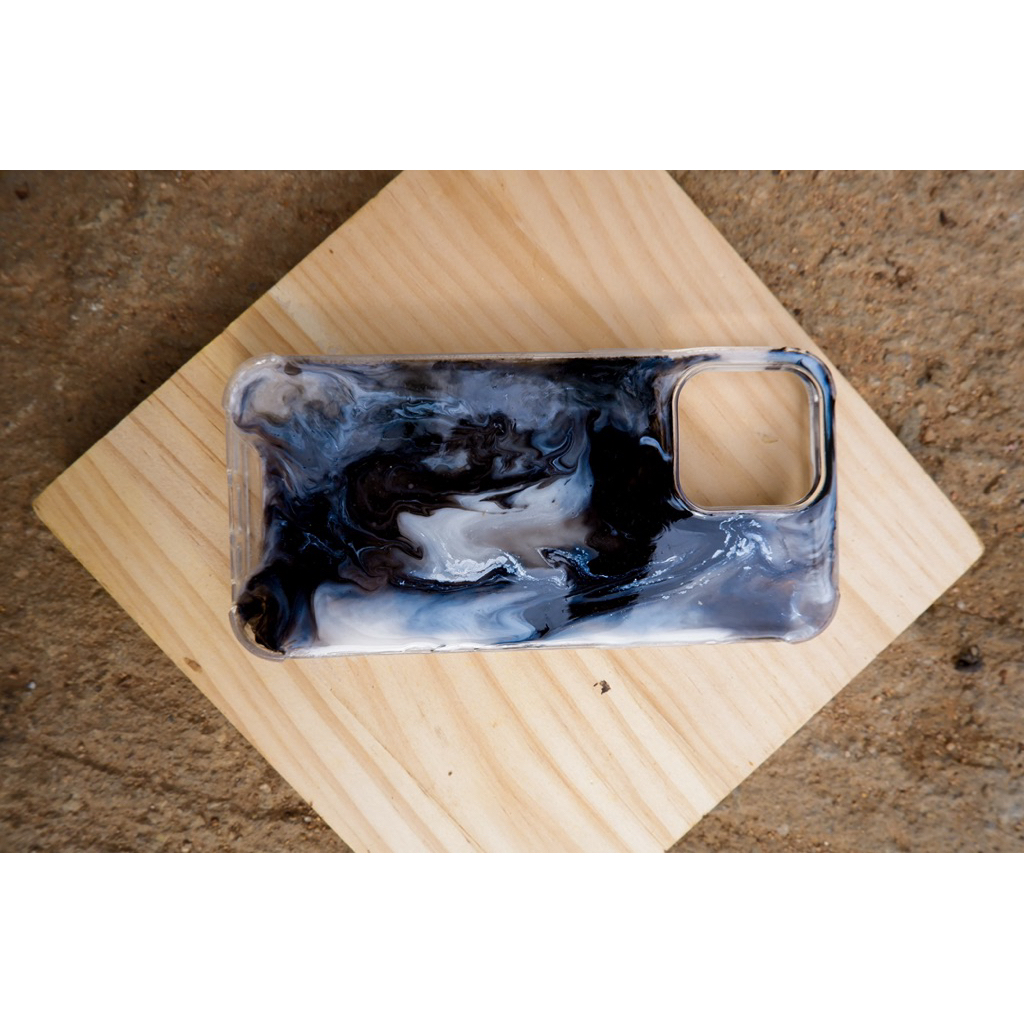 Handmade Resin Phone Case – Custom Marble Design