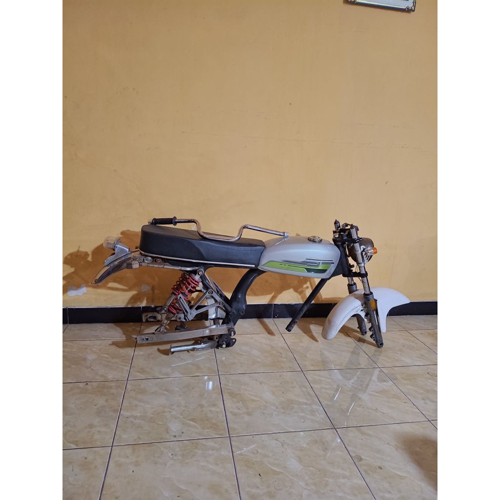 BODYSET/RANGKA SET CB TINGGAL NAIK MESIN