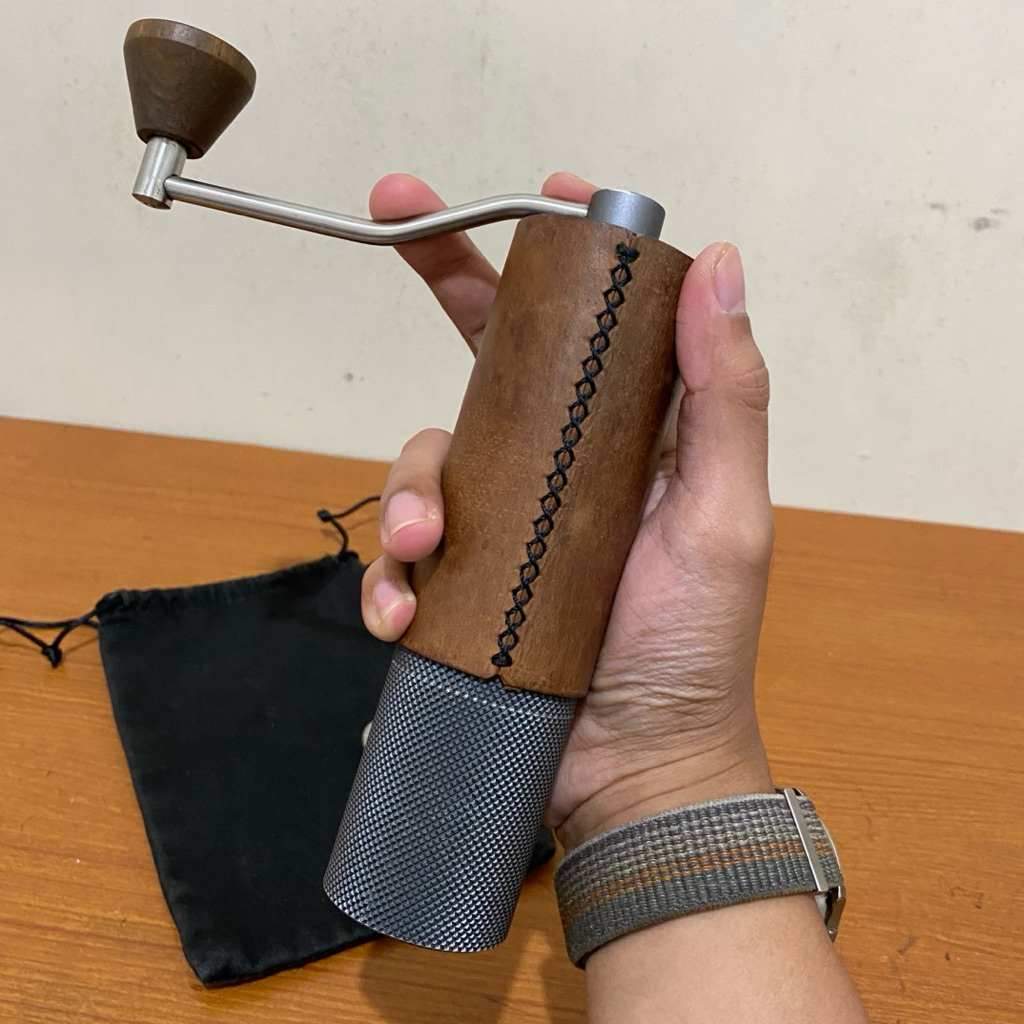 Preloved Grinder Timemore Chestnut Slim Titanium Burr 38 mm Second Bekas Pemakaian Pribadi Grinder G