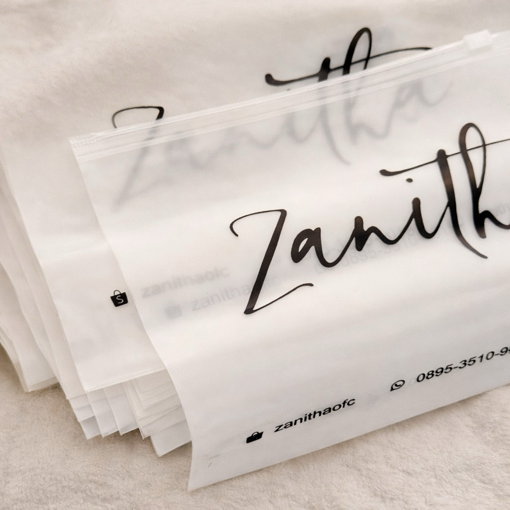 (FREE DESIGN) 50pcs Plastik Packing Zipper Pouch Plastik Zipper Custom Zipper bag Pouch Mika