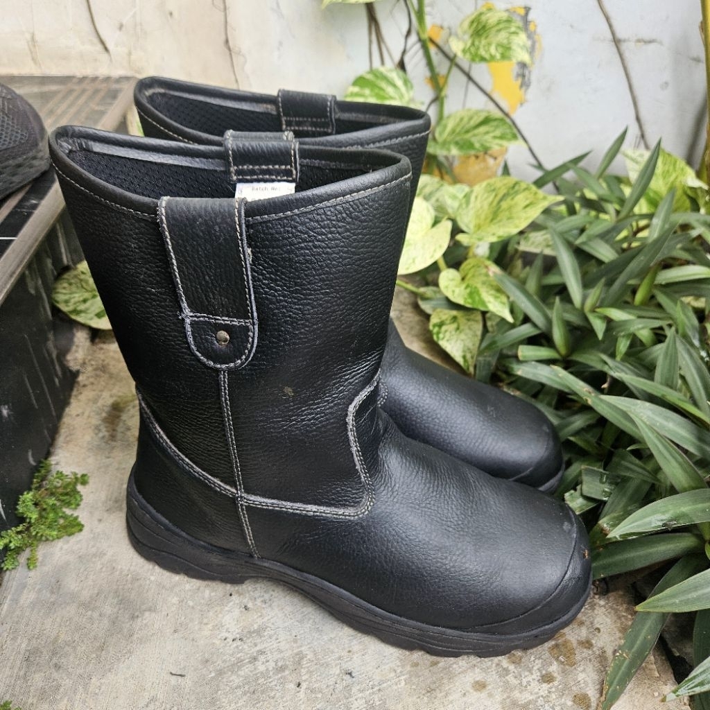 sepatu safety second krusher size 43(28cm)