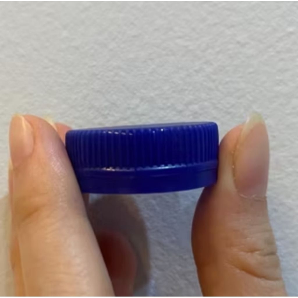 tutup botol plastik warna biru