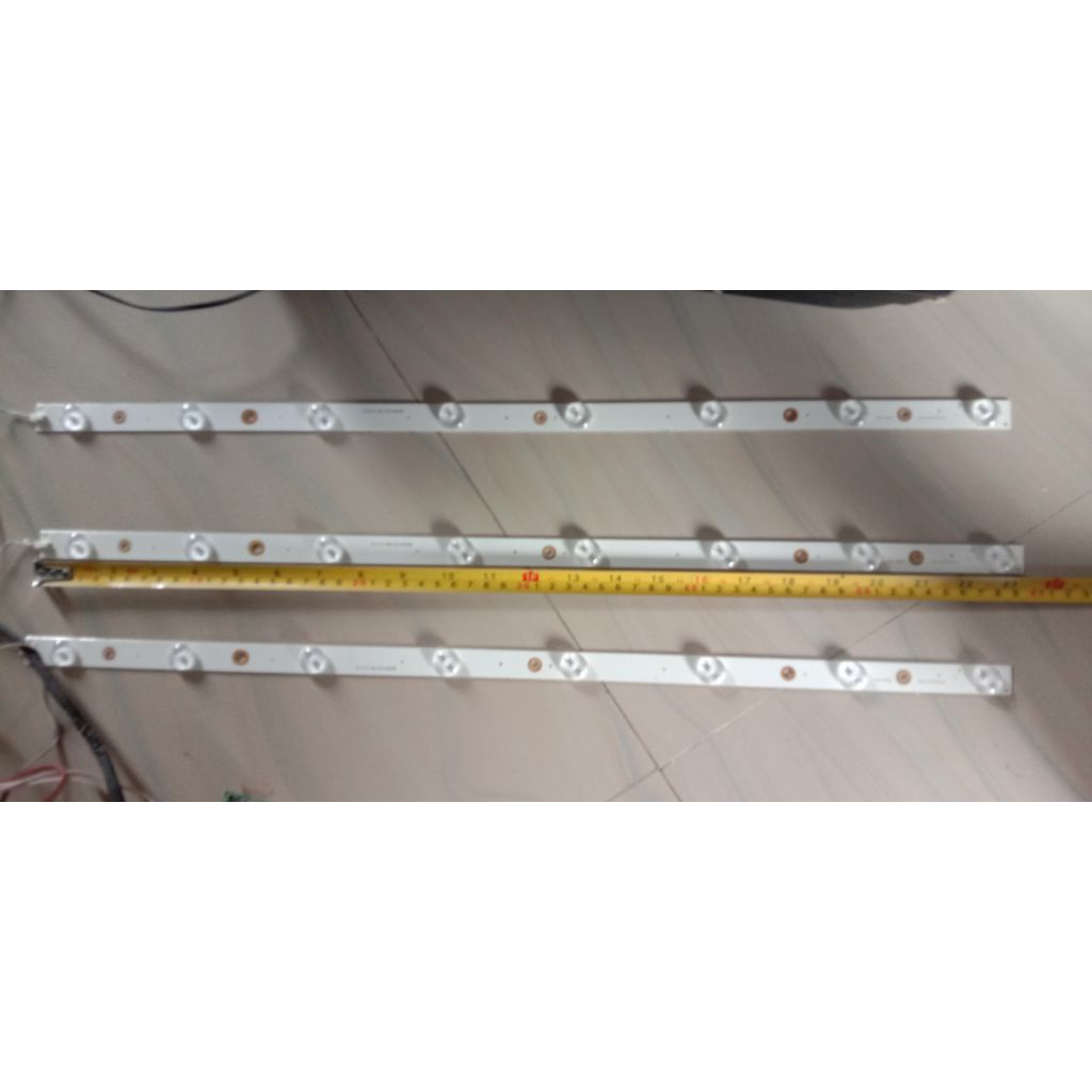 BACKLIGHT TV POLYTRON PLD32TS1503  LAMPU BL TV POLYTRON 32TS1503