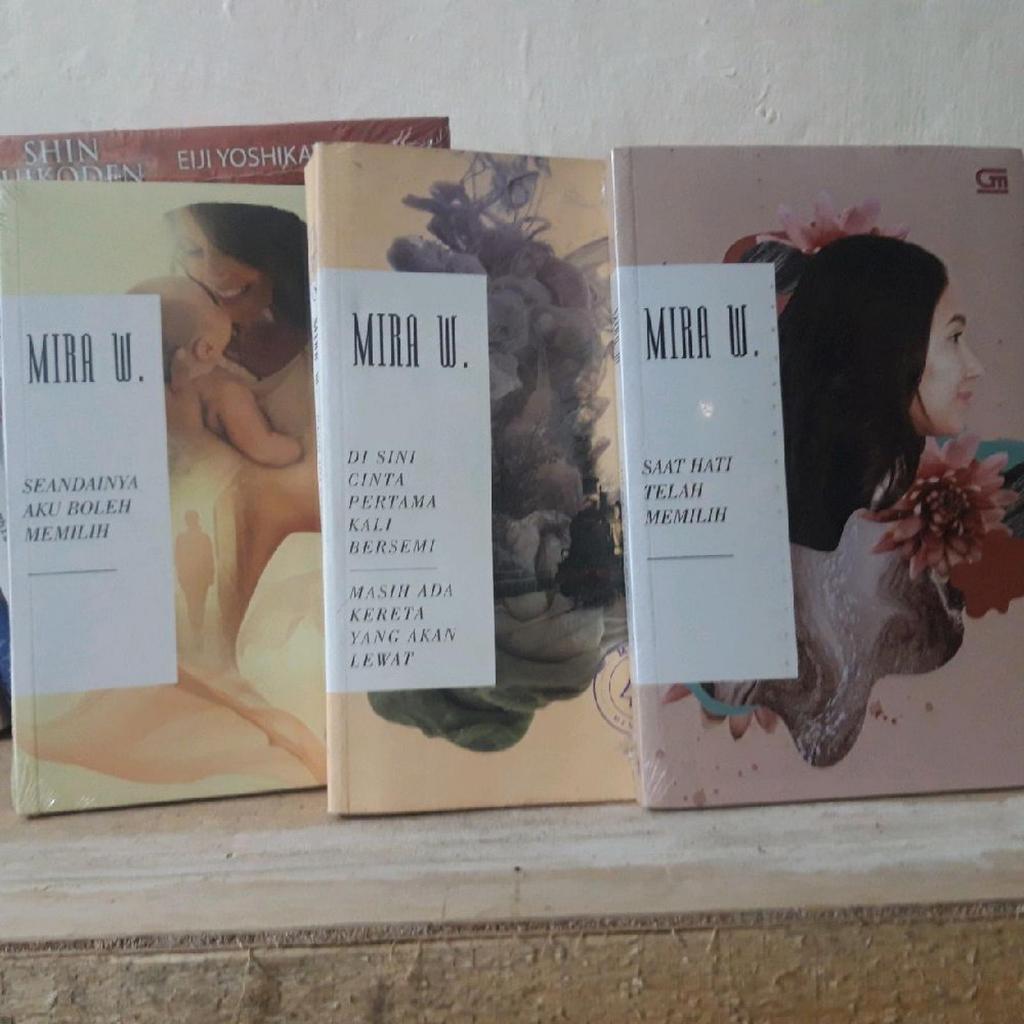 paket 2 novel mira w segel