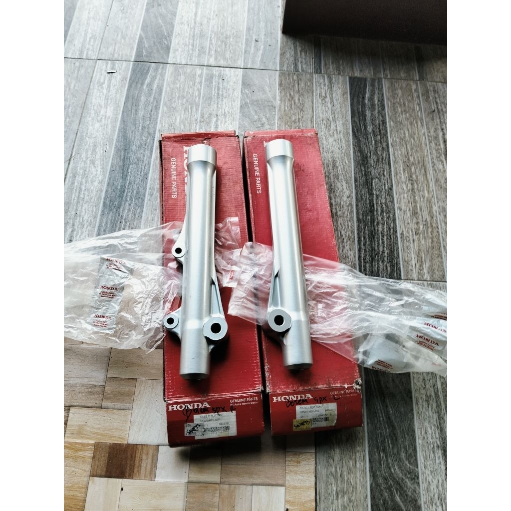 Bottom Shockbreaker tabung shock depan Supra x 100 cakram original AHM