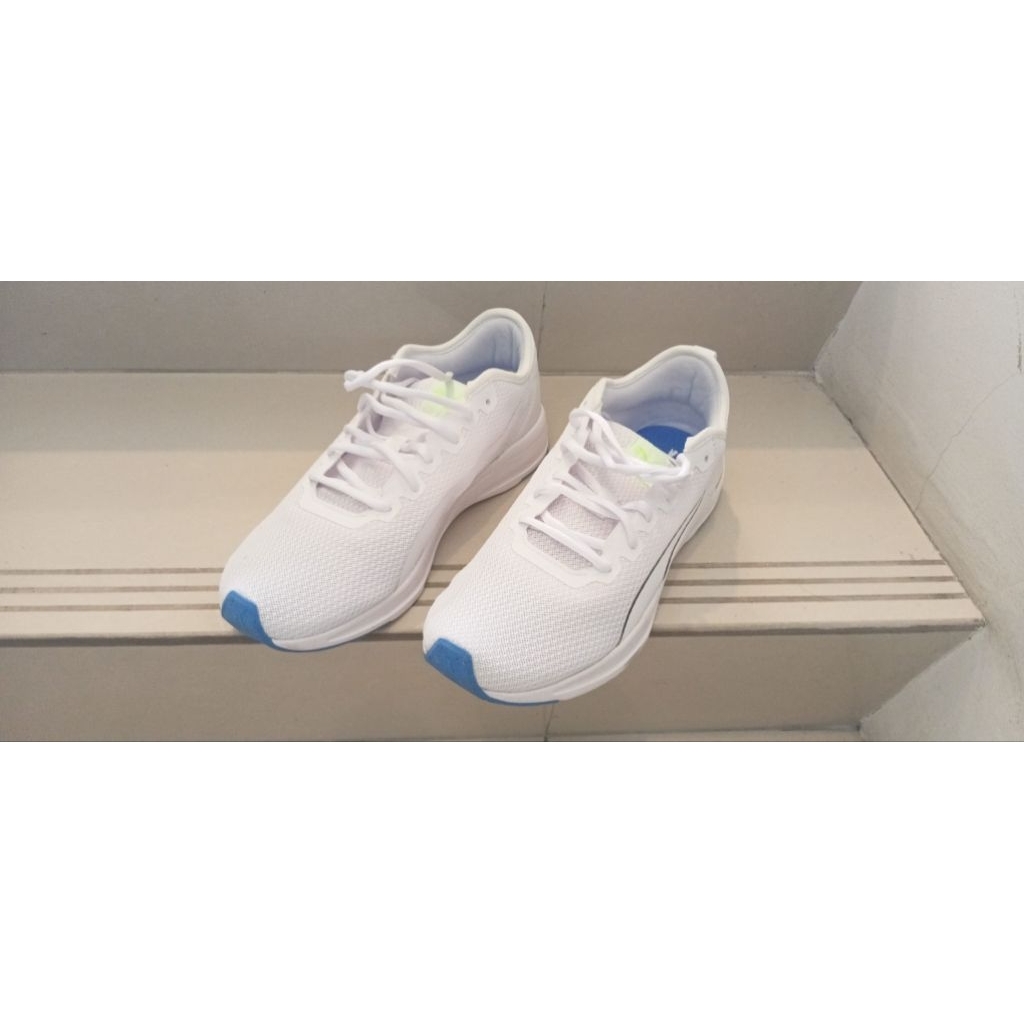 Sepatu Running Puma Accent - White - EUR43