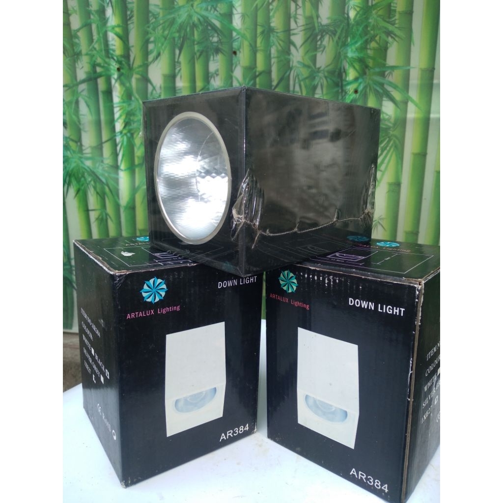 Downlight fiting e27