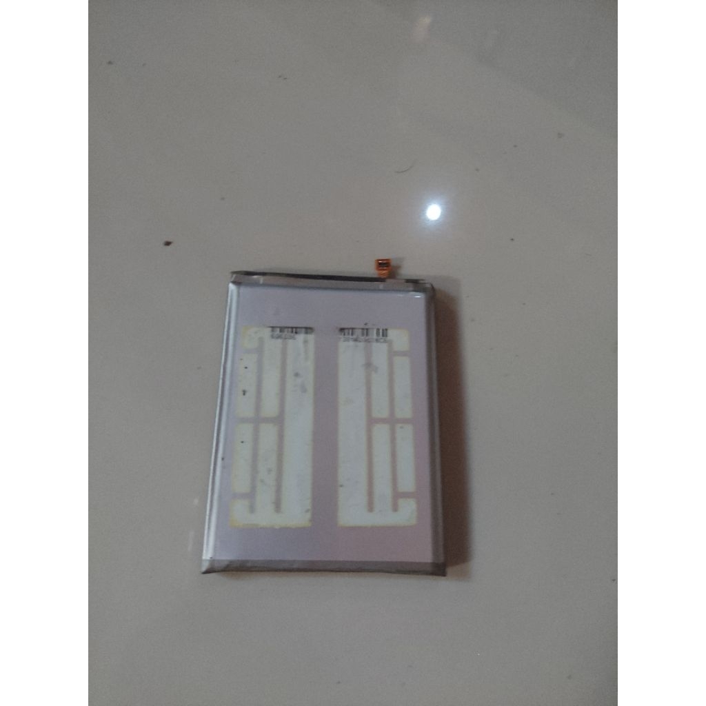 batre samsung m21 copotan