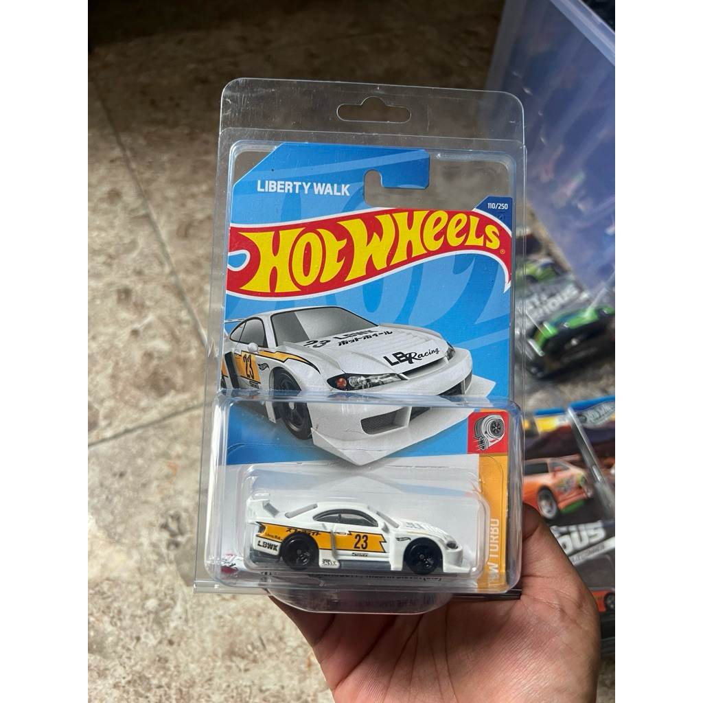 Nissan Silvia S15 LBWK