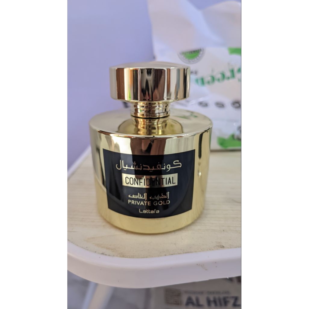 Lattafa.Confidential.Private.Gold.Preloved