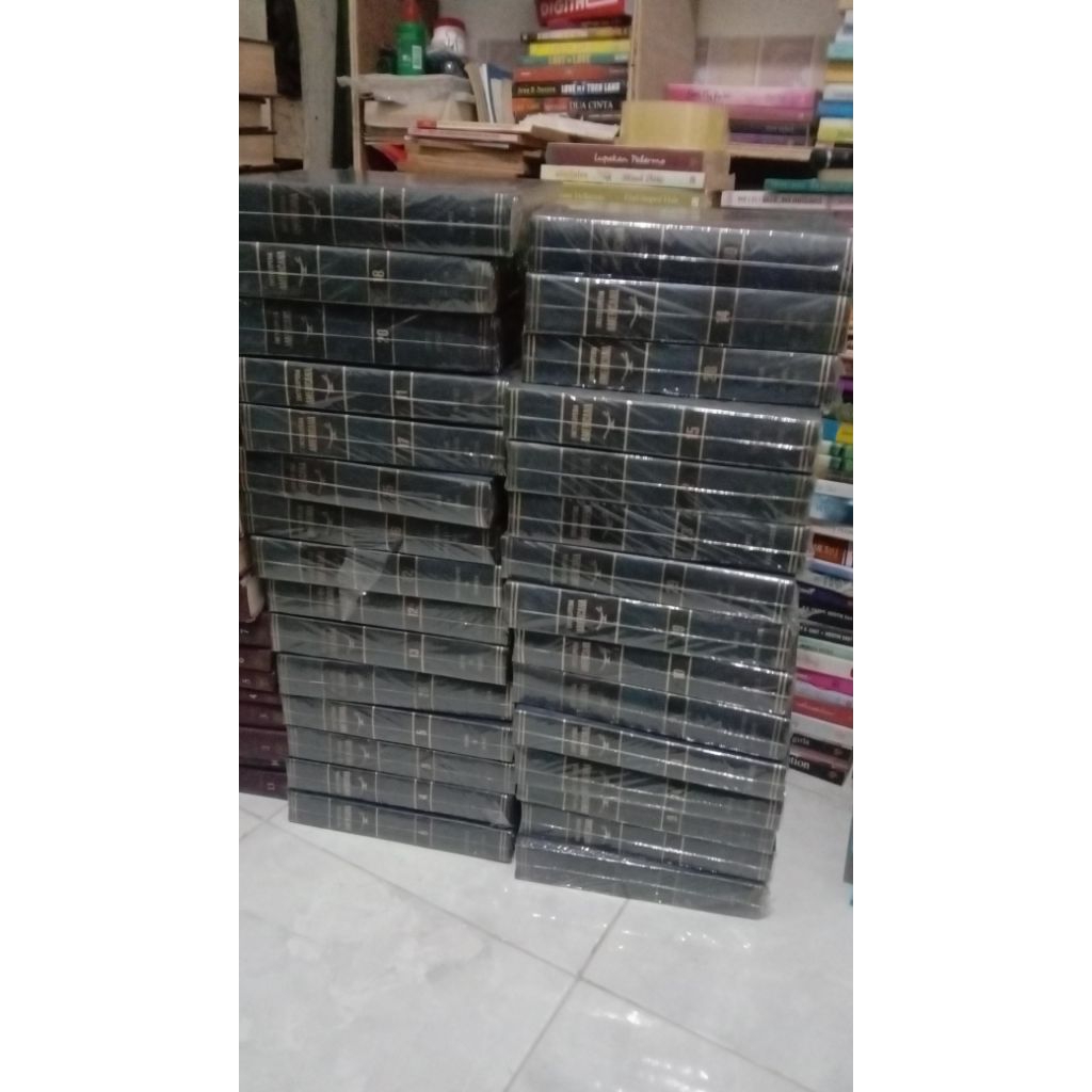 encyclopedia Americana 30 books full