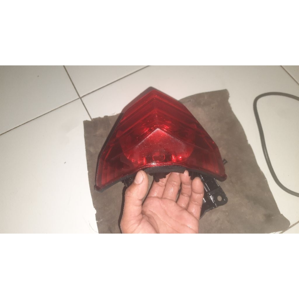 lampu belakang kawasaki ninja 250 fi