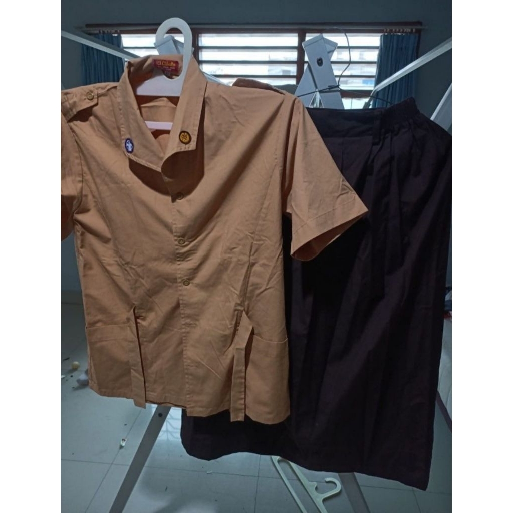 stelan Pramuka sman cewek