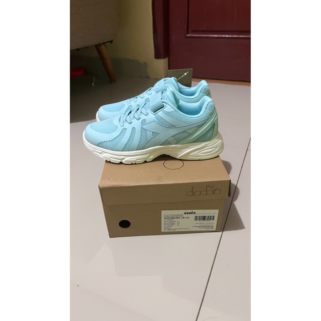 Sepatu Anak Diadora Nishimura JR Size 35 Kondisi Baru