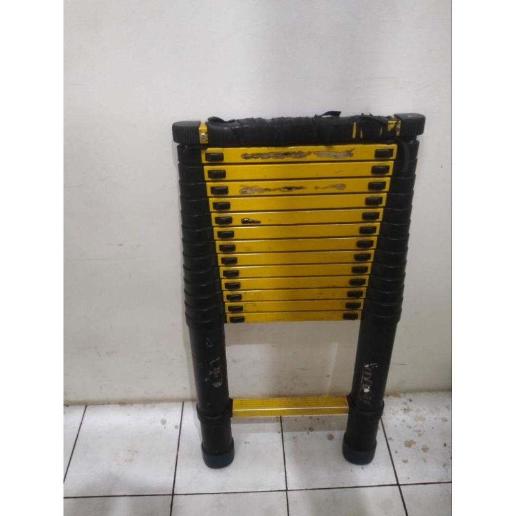 TANGGA TELESKOPIK 5.5M NORMAL BEKAS PAKAI