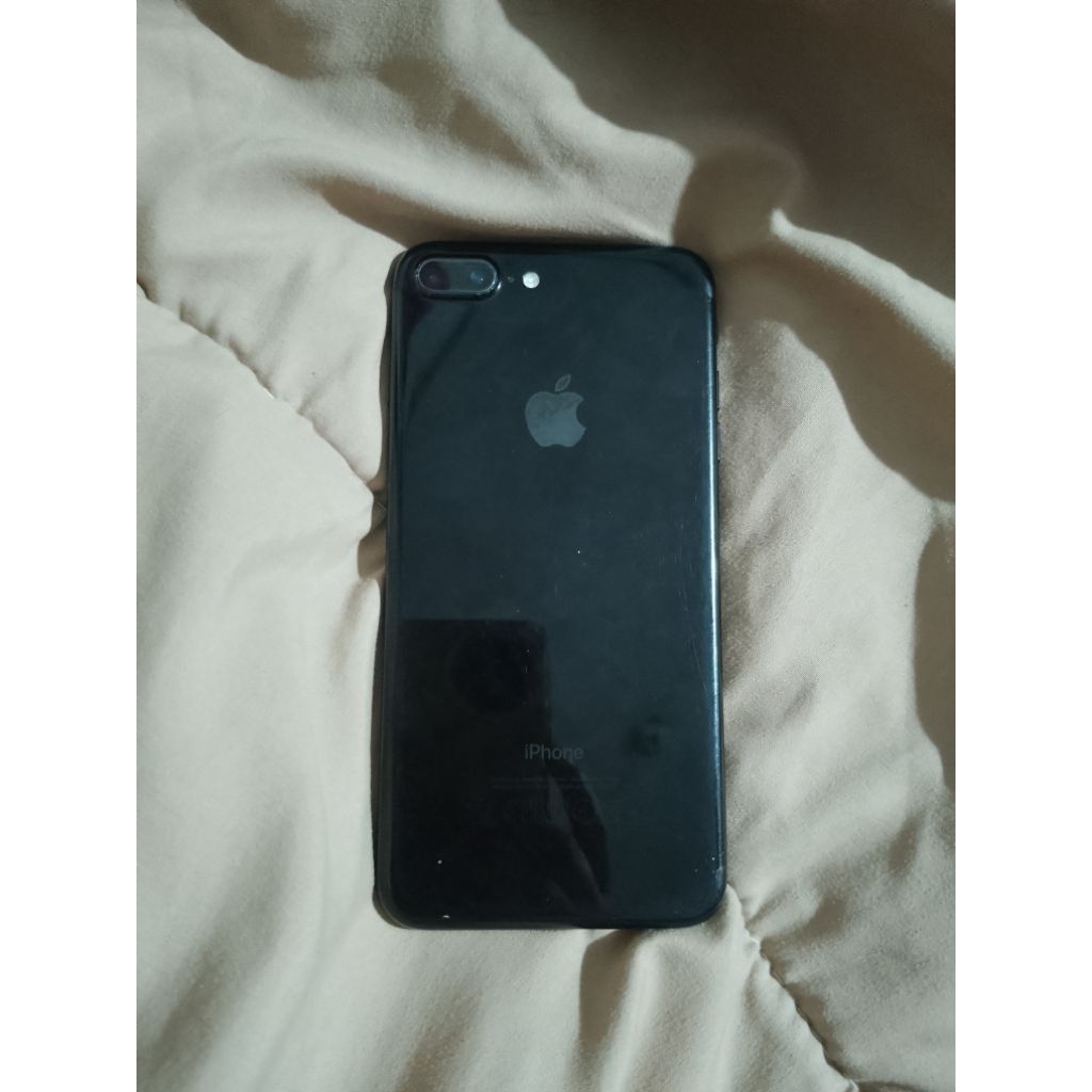 [003] iphone 7 plus 128gb jet black all operator