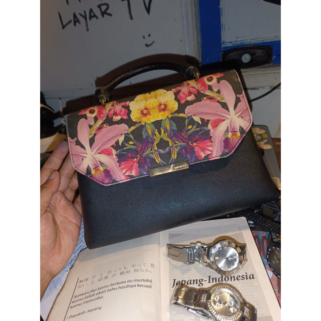 Tas Sling Bag/Slempang Kecil/Mini Ted Baker Original Preloved