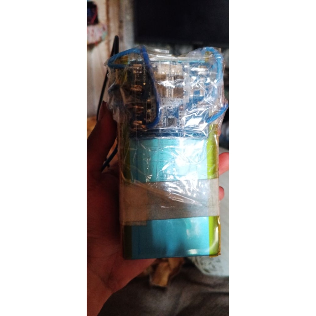 Baterai Lifepo4 12V 10A +bms 15a