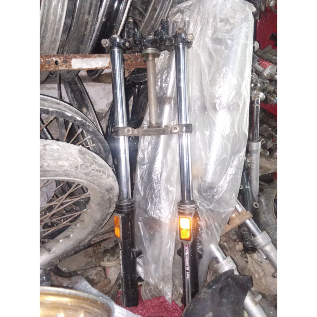 shockbreaker depan Honda gl max gl pro copotan lepasan motor original
