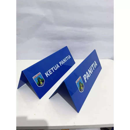 Papan Nama Meja Akrilik Custom